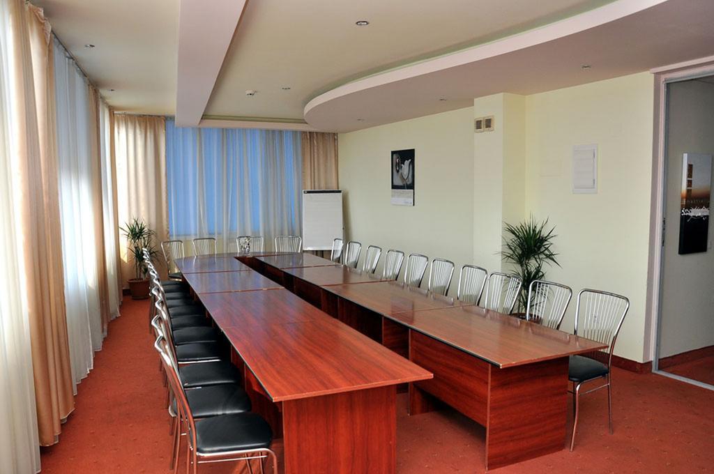 Strelitia Hotel 3*